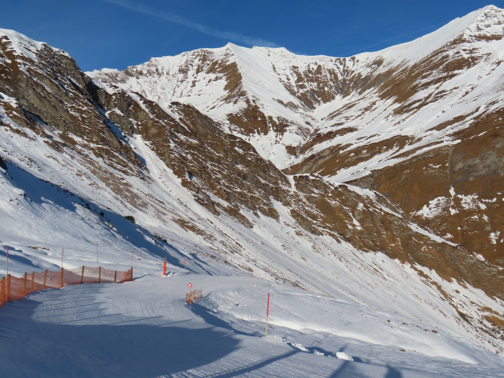 Auf der Talabfahrt. Diese bin ich einmal am Vormittag und ganz zum Schluss am Nachmittag gefahren. Die Bedingungen dort sind insgesamt in Ordnung.
