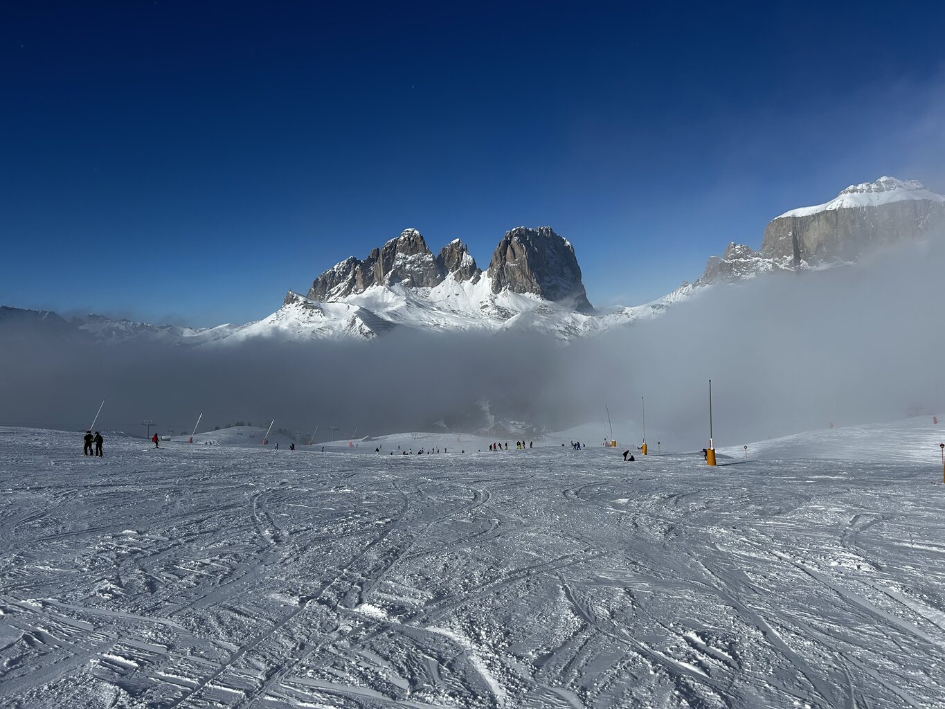 Belvedere sind wir heute nur durchgefahren. Die Piste zum Lupo Bianco war ein Hürdenlauf…