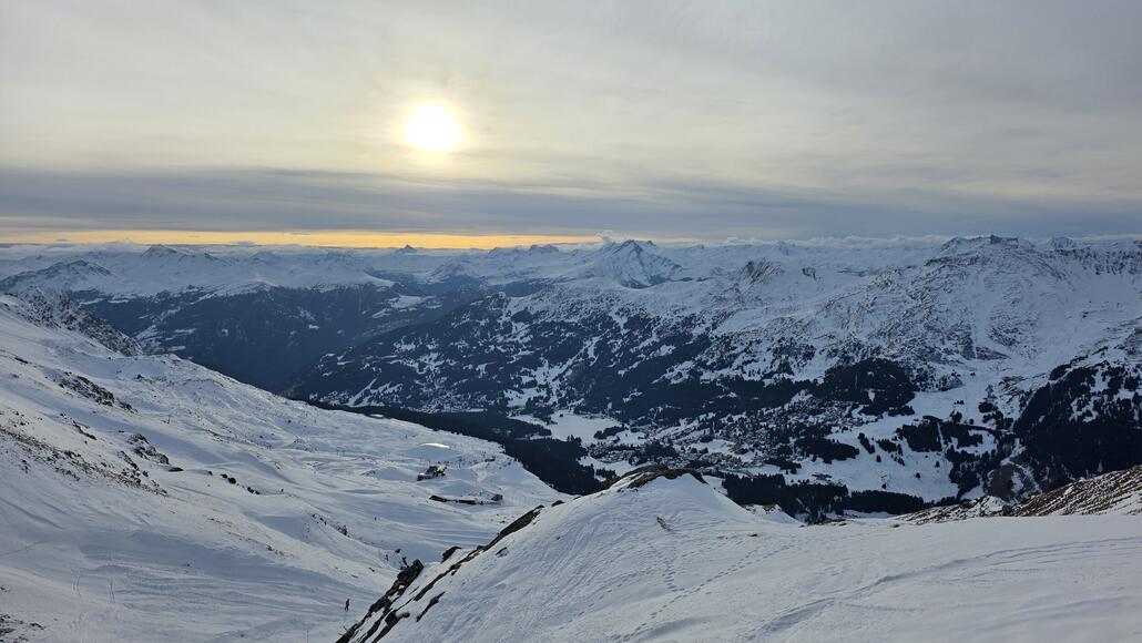Immerhin ein schöner Sonnenuntergang am Urdenfürggli.