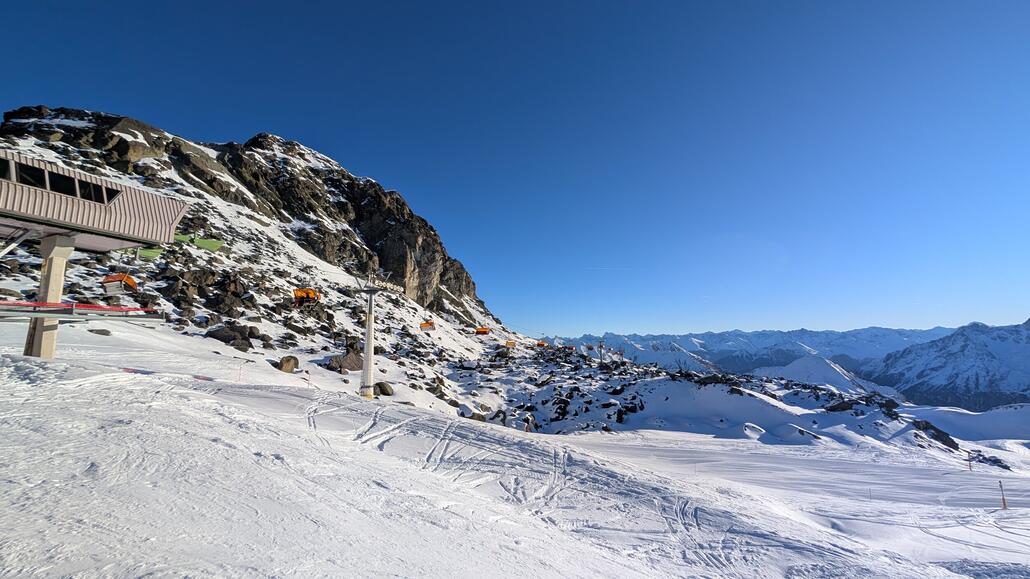 In Samnaun ist die Piste gefühlt etwas besser präpariert, aber dann auch wieder nicht an der Alp Bella, da war's nicht mehr so gut