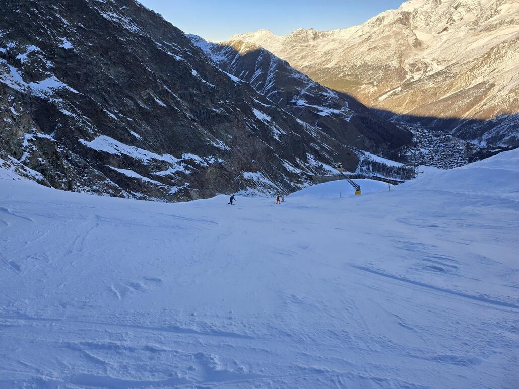 Schwarze Piste Oberer Spielboden am späteren Nachmittag.