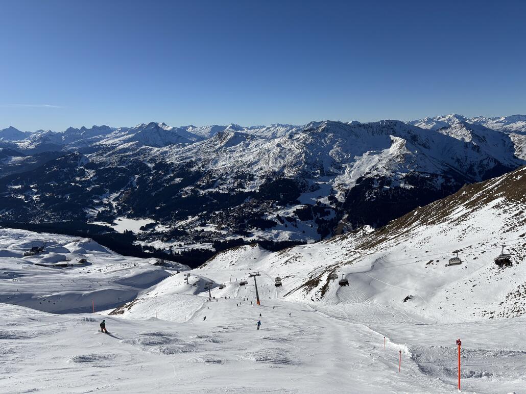 Urdenfürggli (20). Überraschend gut. Hart aber griffig! Und mit etwas "Gondelglück" ist die Piste meistens relativ leer.