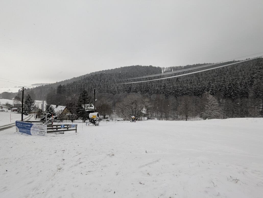 Zubringer vom Parkplatz und Übungslift