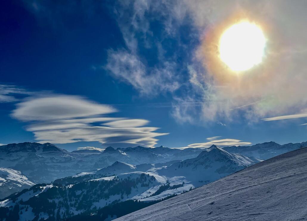 IMG_7849.jpeg (507.67 KiB) 2188 mal betrachtet Wetter war zu beginn sehr Sonnig mit ein paar Wolken am späteren Nachmittag kehrte sich dies dann um.