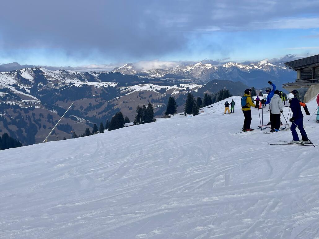 IMG_7858.jpeg (694.84 KiB) 2188 mal betrachtet Saanerslochgrat