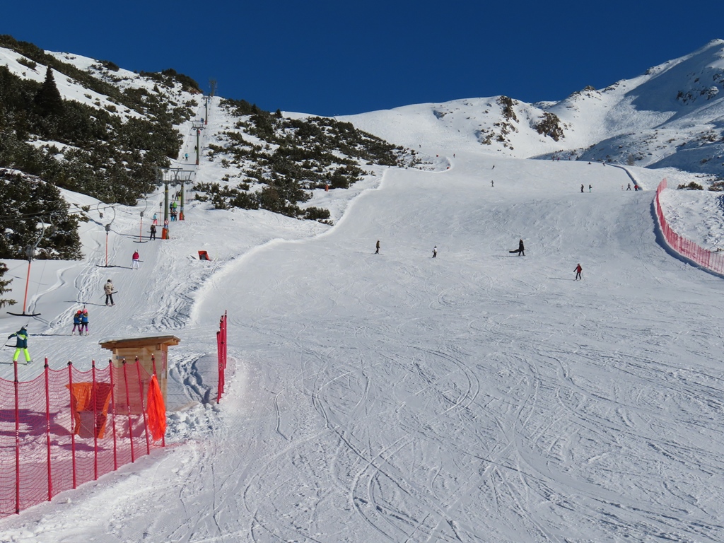 Hier der Beweis, dass nicht alle Schlepplifte in Italien Tellerlifte sind. Bei diesem Lift handelt es sich um den Pfnatschlift