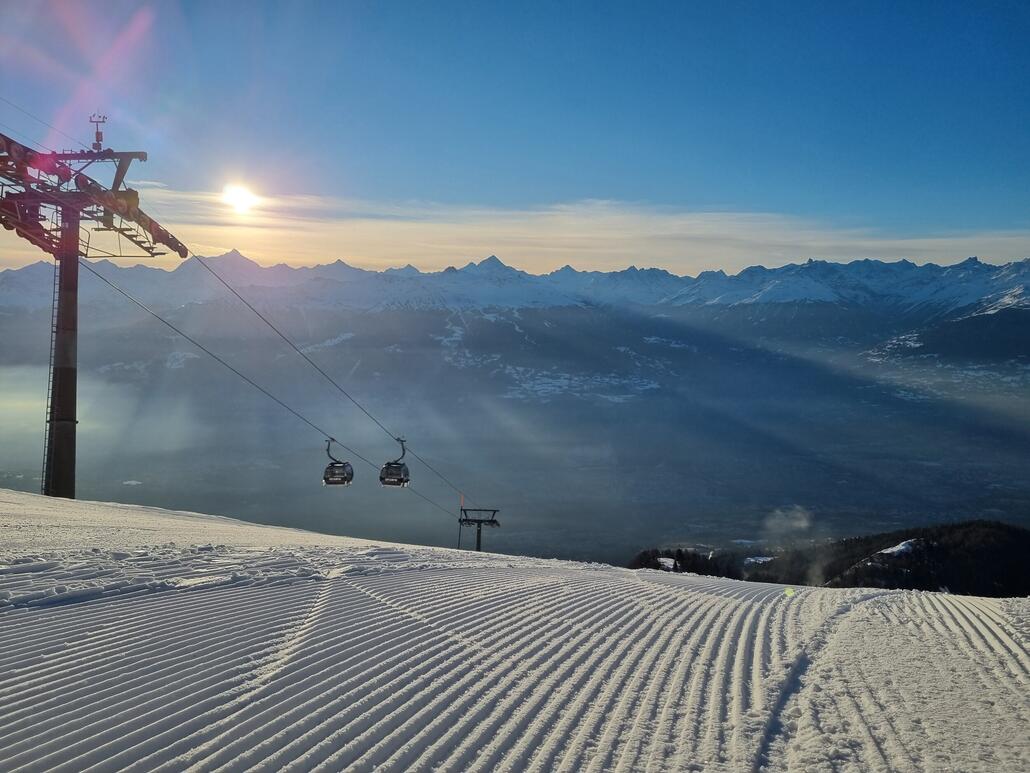 Steiles Stück von der Seilbahnbergstation am Morgen super