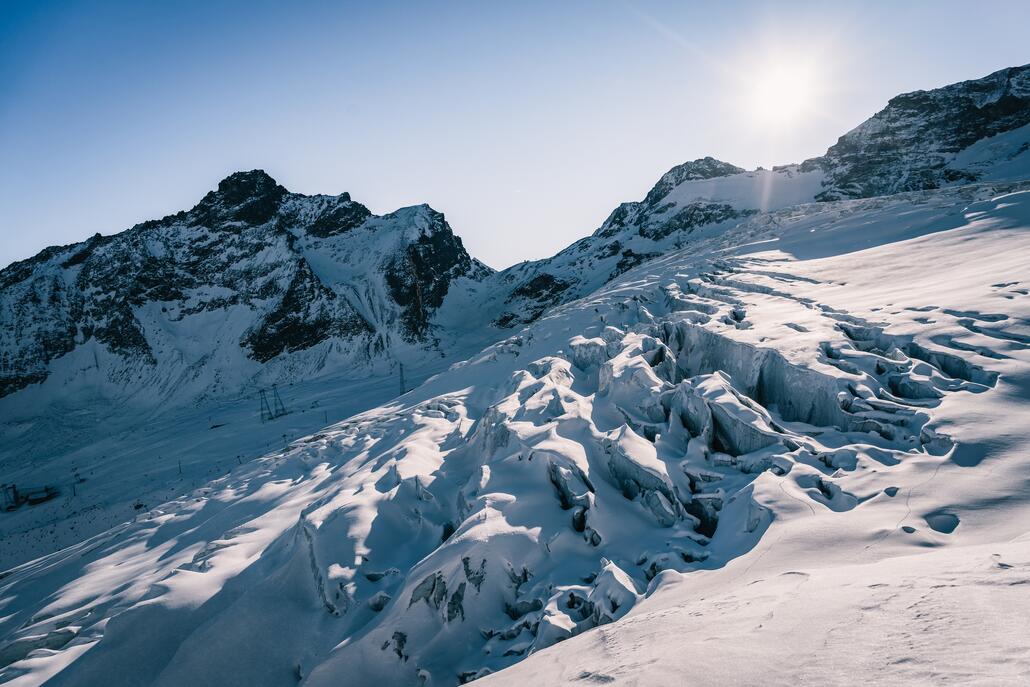 Aus der Längfluh Sesselbahn hat man einen genialen Blick Richtung Morenia und Felskinn.