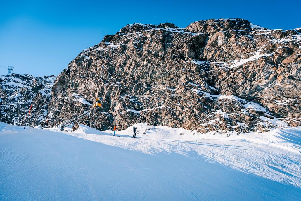 Blick zurück in Richtung Längfluh.