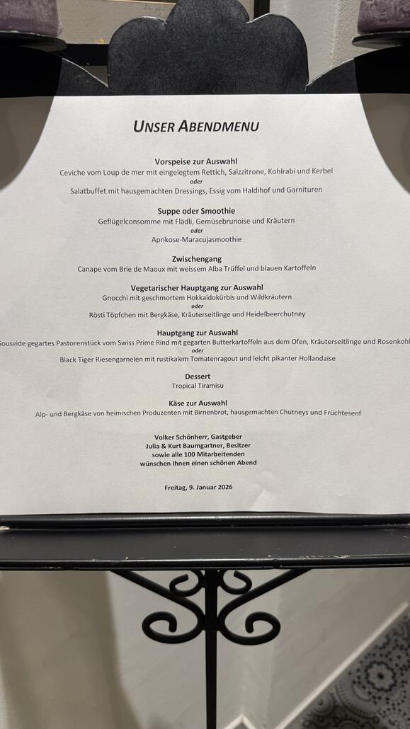 IMG_4710.jpeg (547.04 KiB) 1564 mal betrachtet Da ich das Menü etwas wild oder auch experimentell fand, bin ich ins Nachbarhaus.