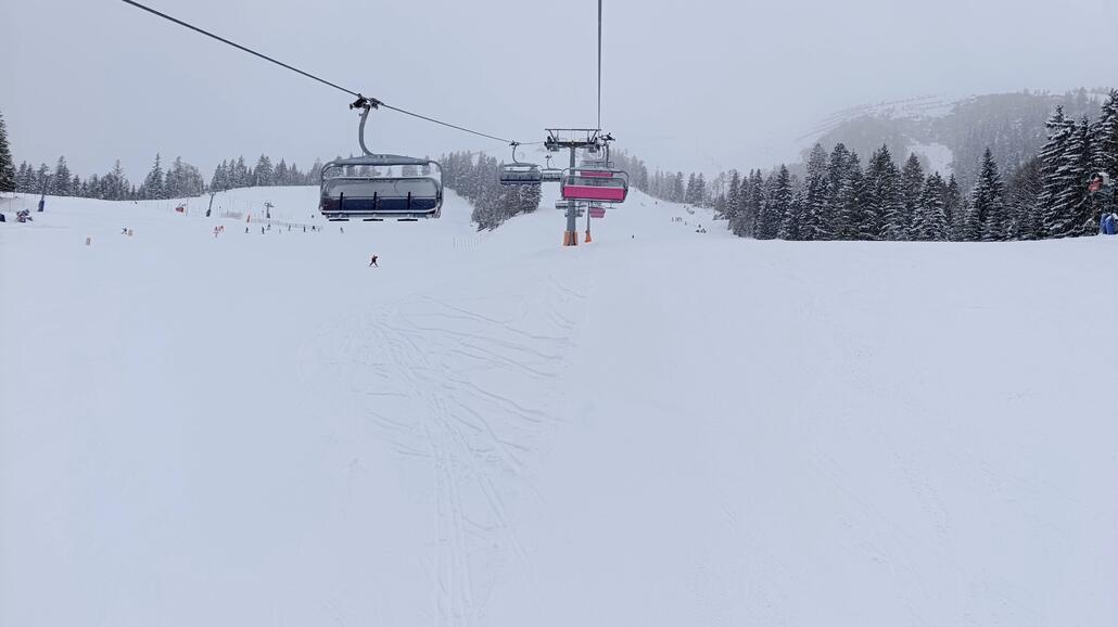 Seit ca. 10:30 zunehmender Schneefall