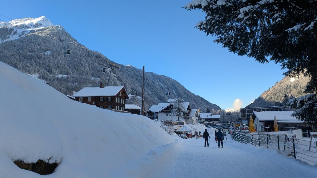 Talabfahrt 20e zur Valisera Talstation