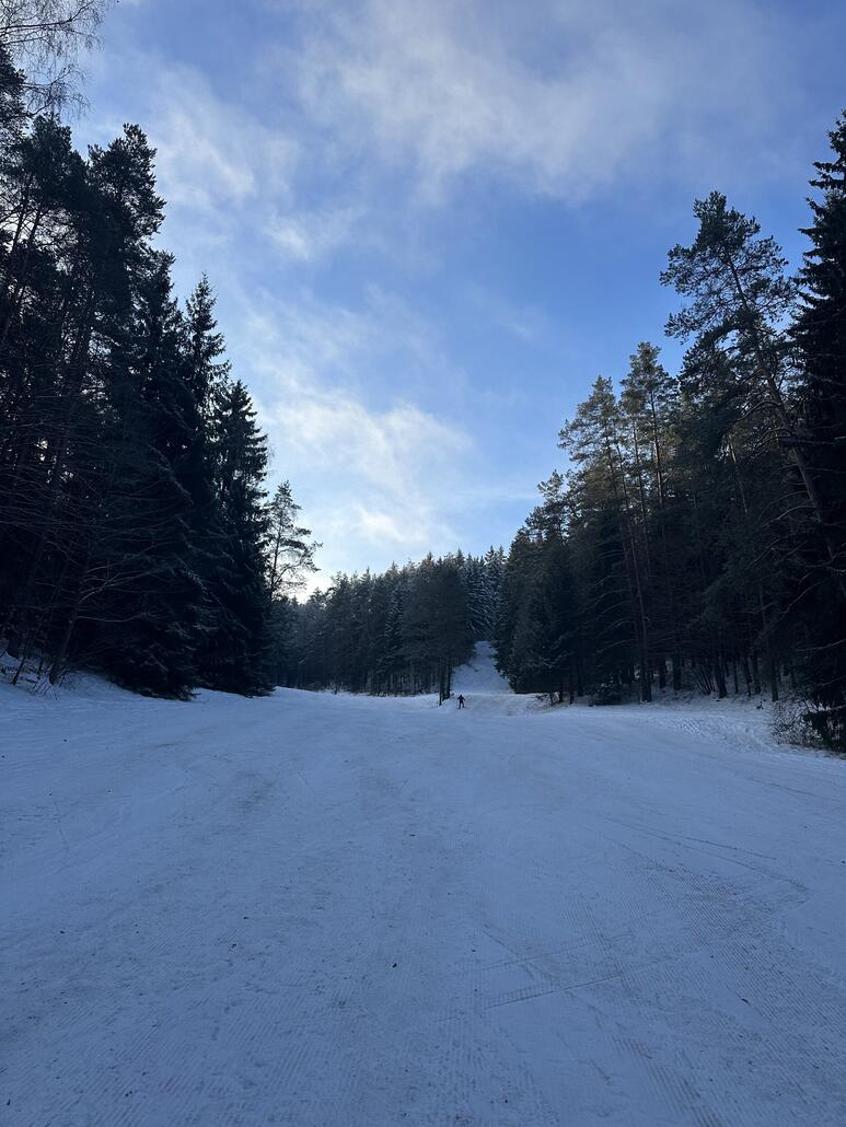 im unteren teil der blauen Piste :)