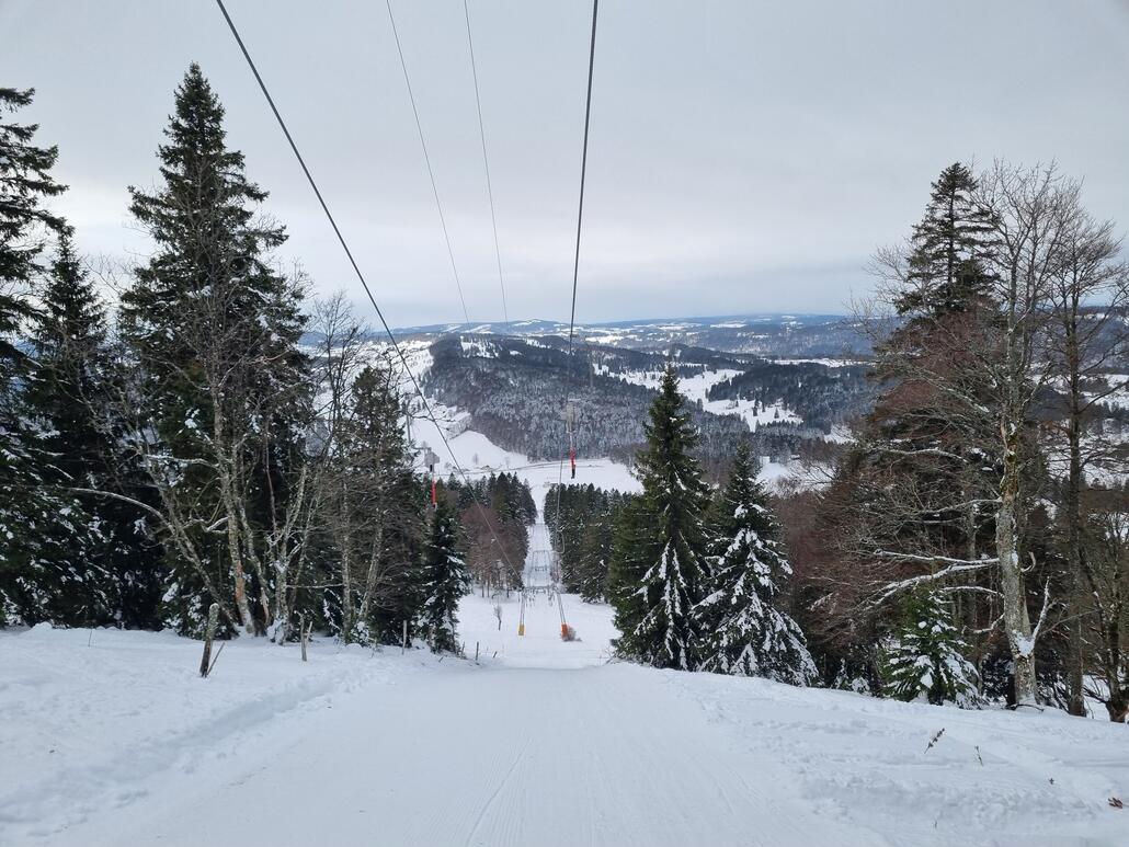 Schlepplift Chasseral.<br />Macht etwas weniger Höhenmeter als am Crêt du Puy, aber dennoch ordentlich