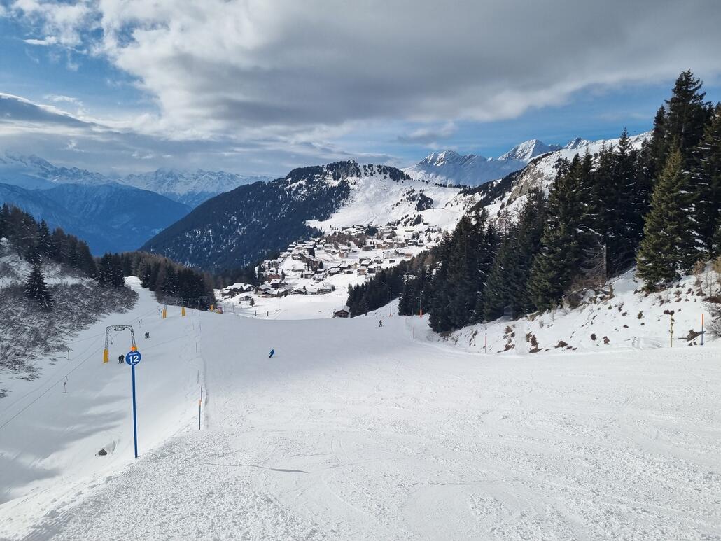Nach Nutzung des laaangen Teppichs als einzige Verbindung hier schon mit Blick auf die Riederalp