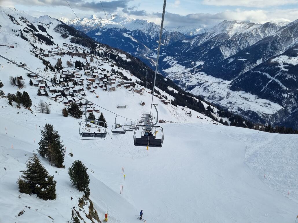 Riederalp mit der sehr guten Piste und dem sehr sehr langsamen Lift