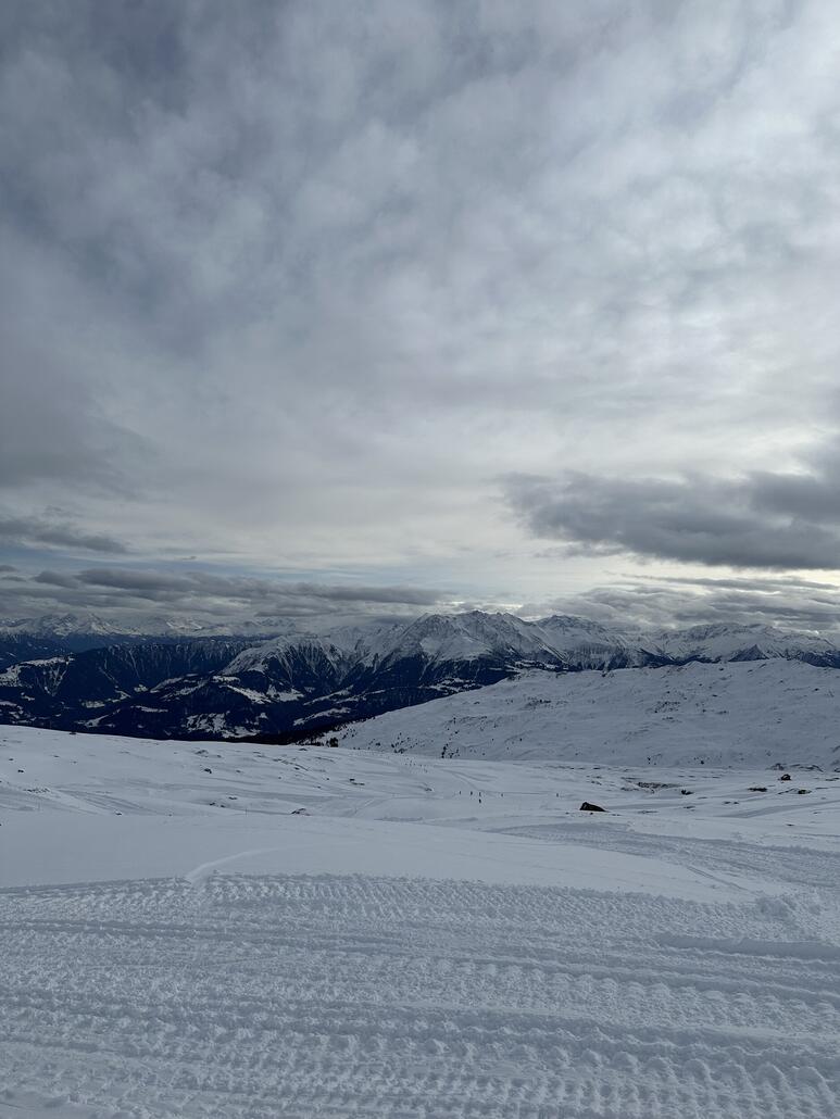 War glaube ich der erste Betriebstag von dieser Piste. Schön zum fahren.