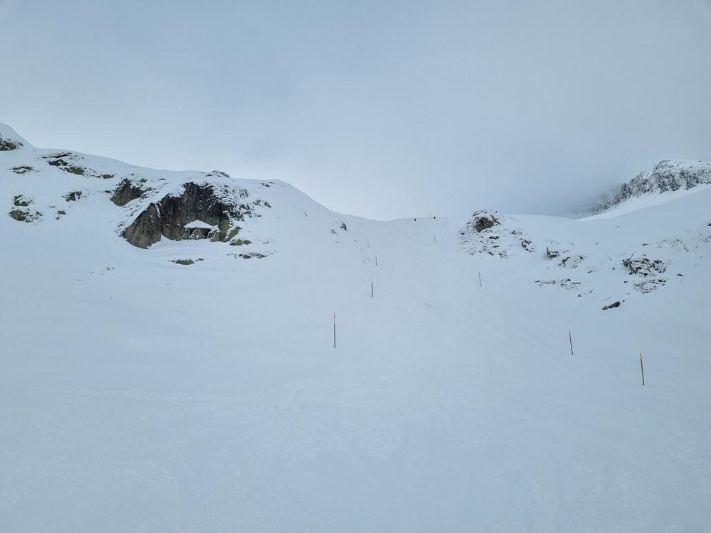 Schwarzes Kanonenrohr. Wirklich steil