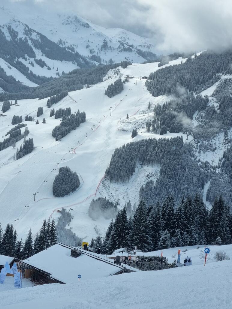 Es geht weiter auf den guten alten 12er Kogel. Bis auf ein paar Tragödien weiter oben ganz  gut.