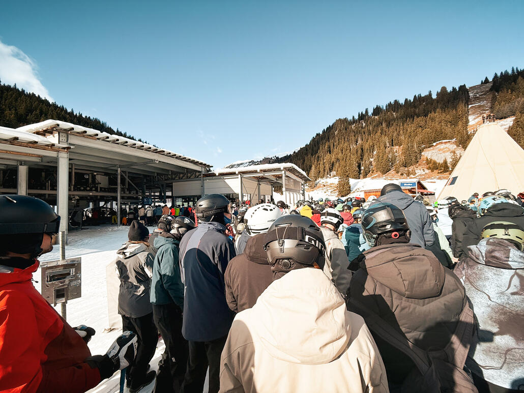 IMG_1594.JPG (1.17 MiB) 743 mal betrachtet Wir fahren wieder mal nach Plaun, ohjemine.