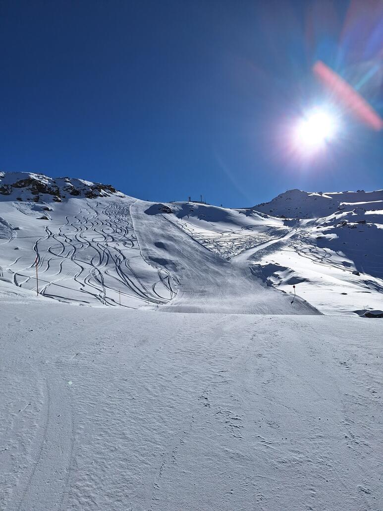 Rote Piste 10a - Lai Lung<br /><br />Sehr schön zu fahren. Das ist mein Lieblingshamg sind Savognin.