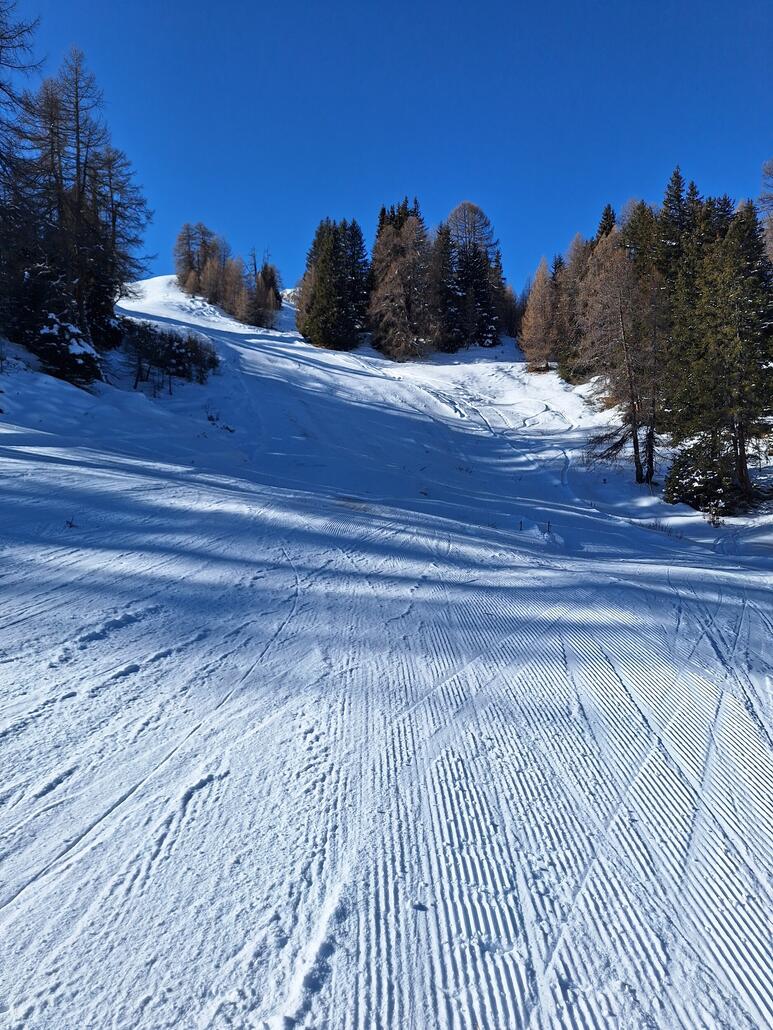 Geschlossene blaue Piste 10b - Lai Lung