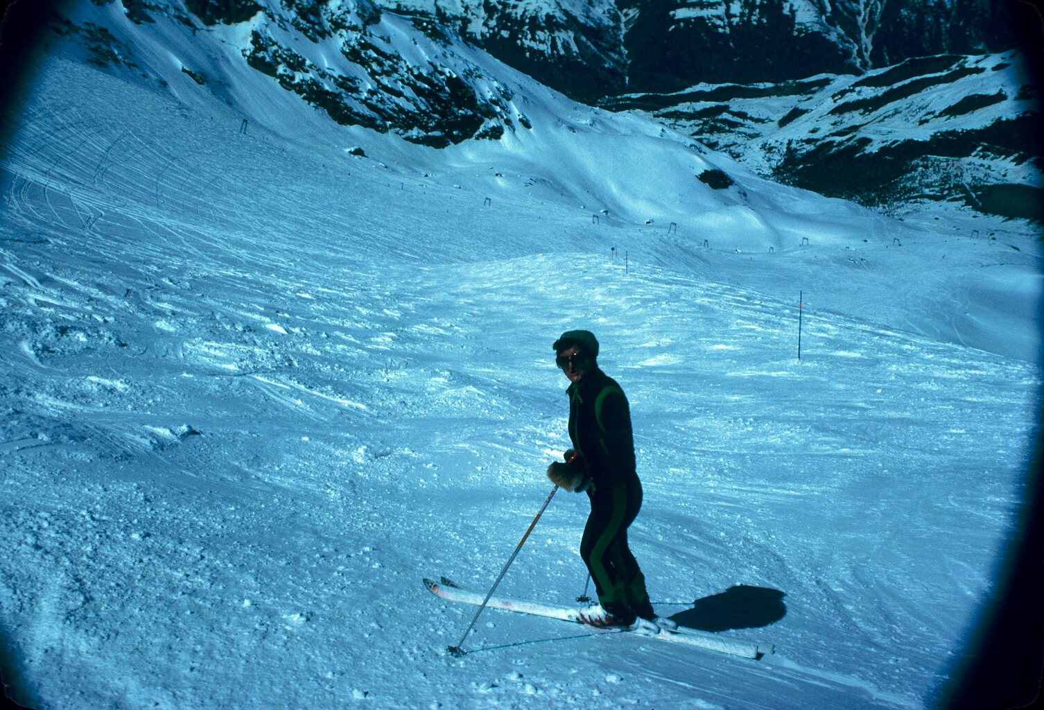 Abfahrt vom Vorgipfel des Stockhorn
