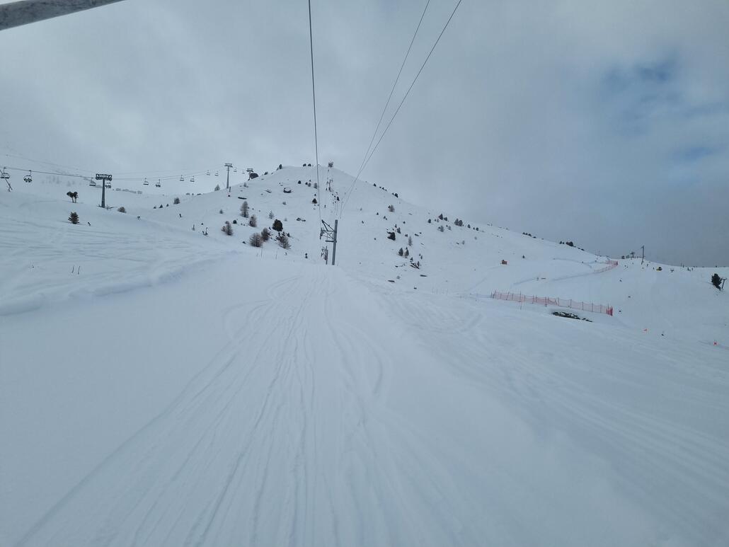 Gegen 10 ging der Schneefall zurück und der Mont Major war nicht mehr in den Wolken